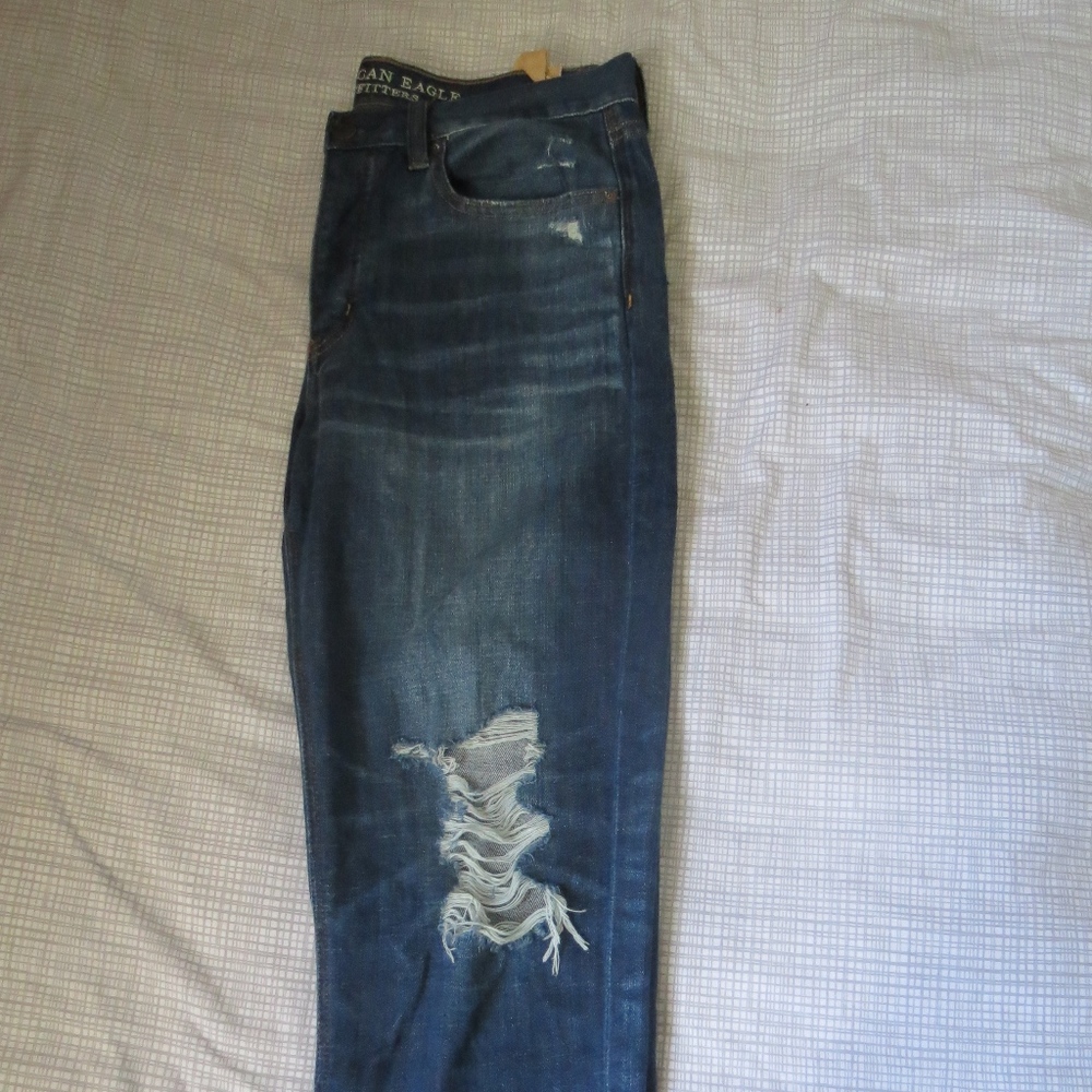 American Eagle Vintage High-Waisted Jean